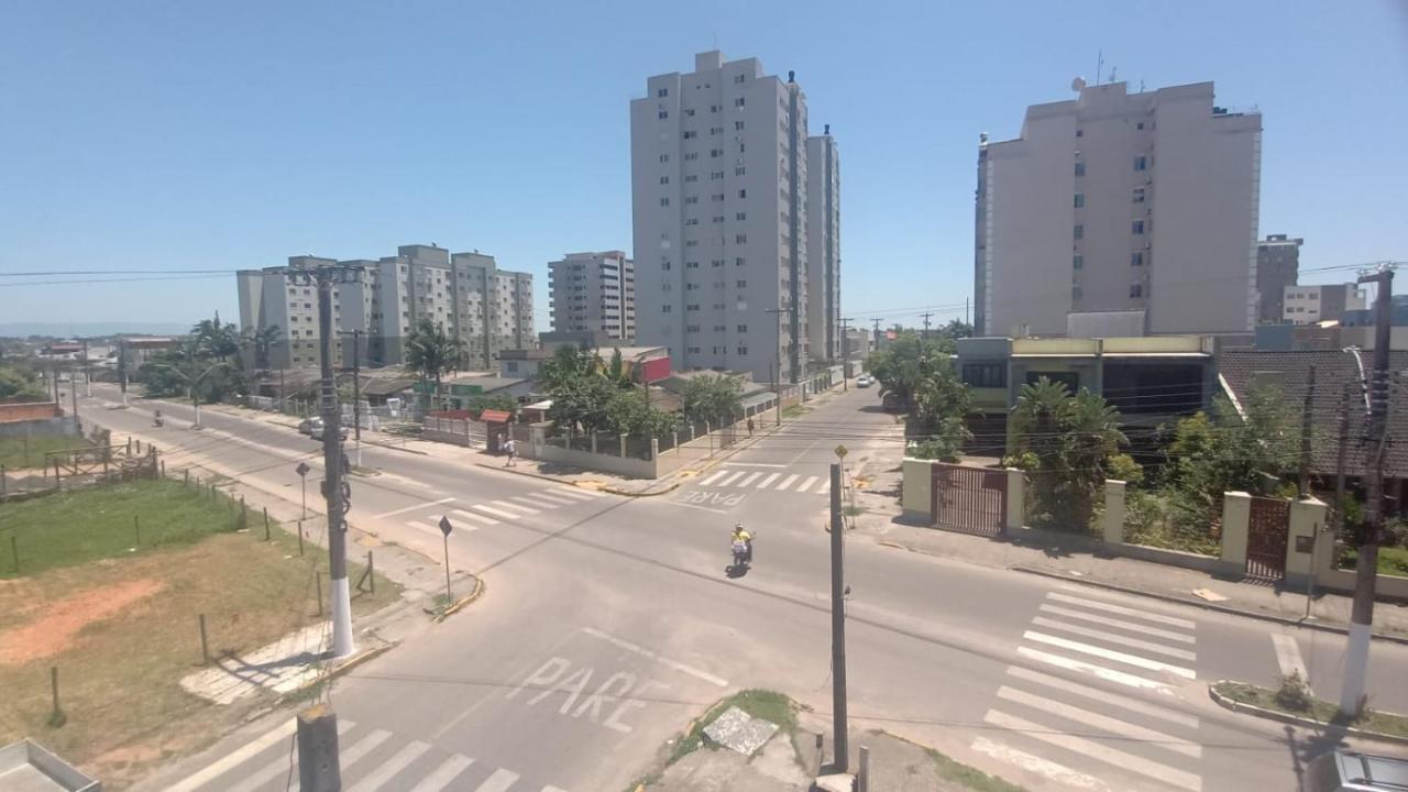 Sobrado Com Terraco E Area De Churrasqueira. Torres Εξωτερικό φωτογραφία